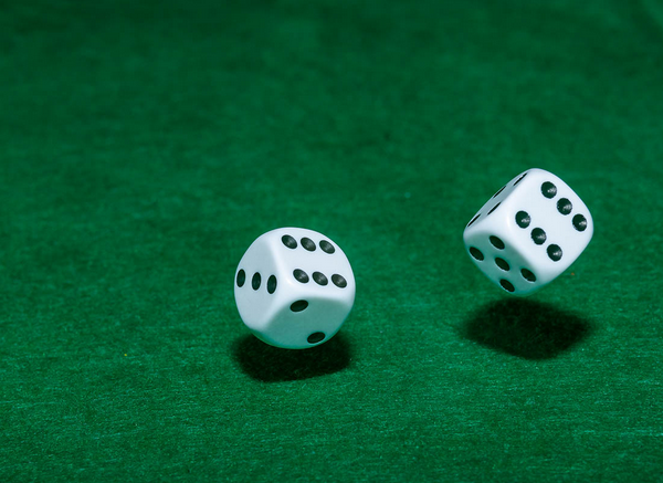 Cuentos breves sobre apuestas: narrativas que giran en torno a un instante decisivo